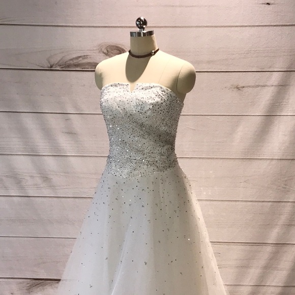 Strapless Sequined Gown w/Tule Skirt - Size 7/8 - Picture 2 of 10